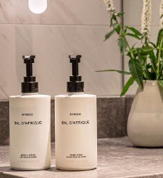 BYREDO(バイレード)